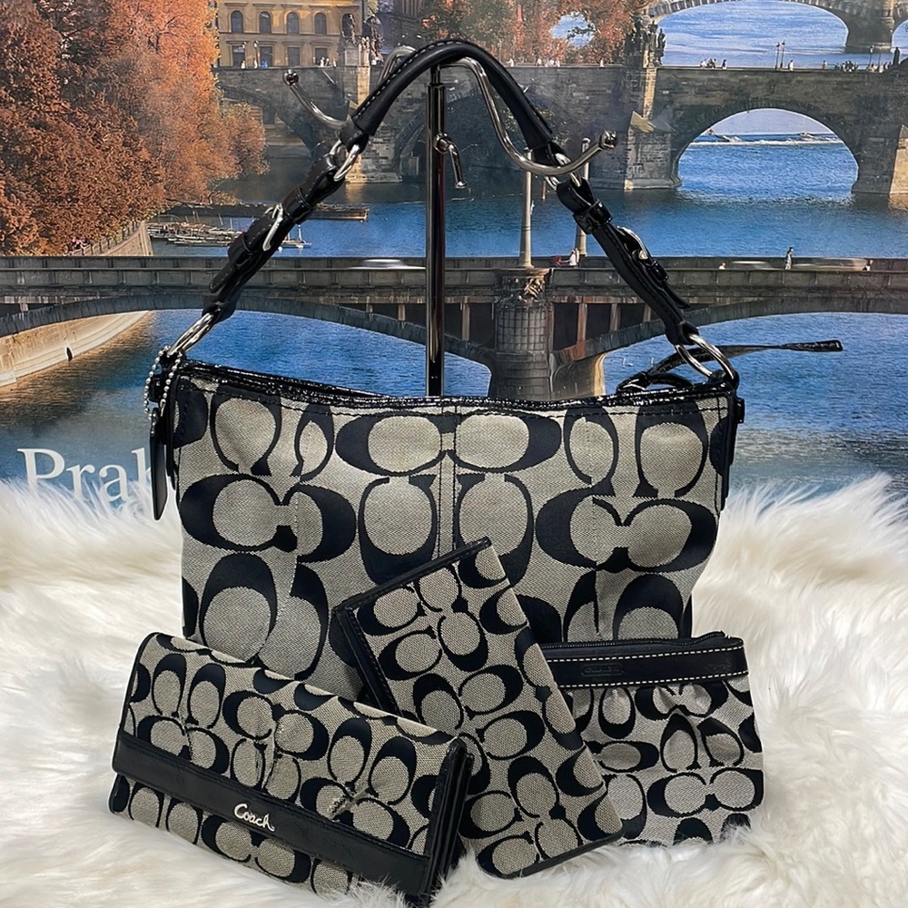 Coach 4 Piece Set